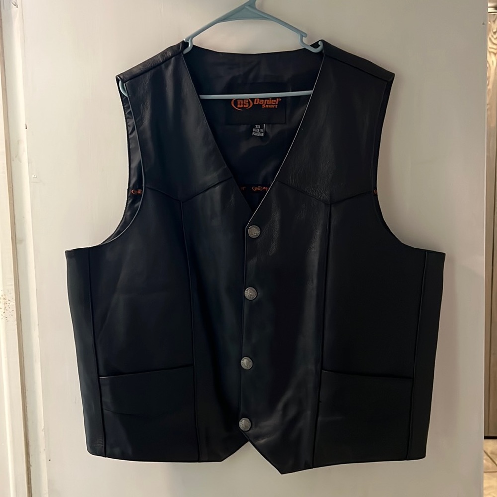 Men’s 3XL Leather Riding Vest